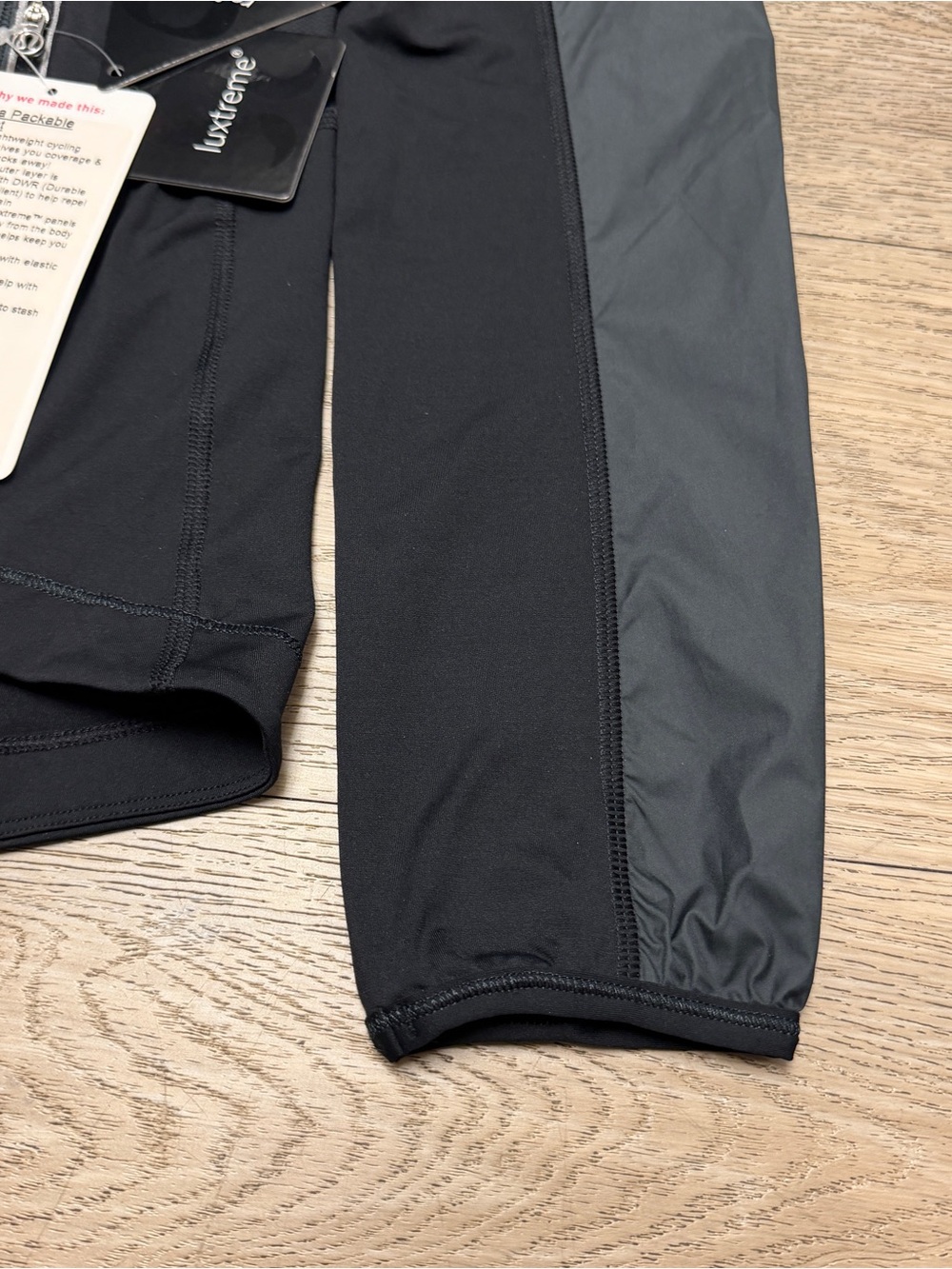 Lululemon Presta Packable Shirket Size 8 NWT 148$ rare - Picture 5 of 14